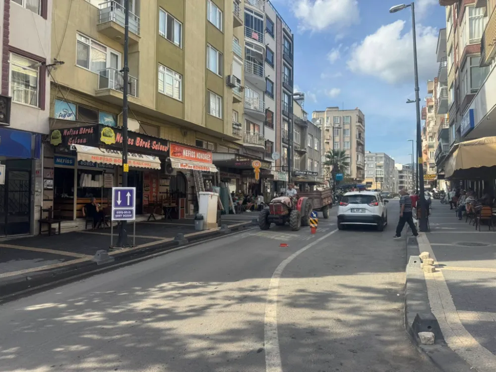 Zübeyde Hanım Caddesi çift yön oldu: Kazalara dikkat!
