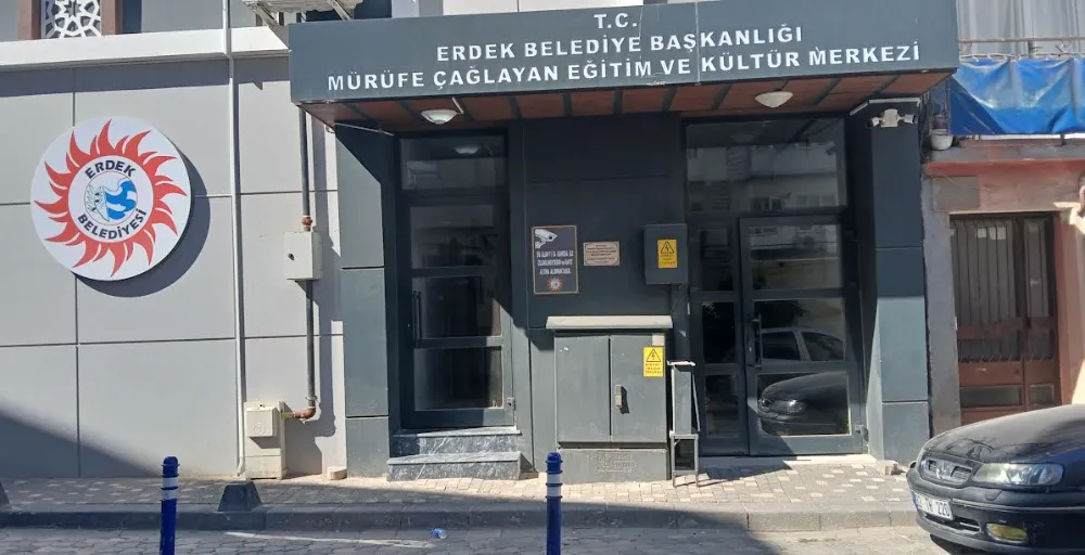 ATATÜRK BÜSTÜ NEREDE?