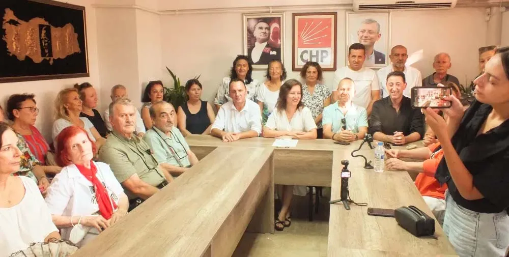 Polat adaylıktan çekildi
