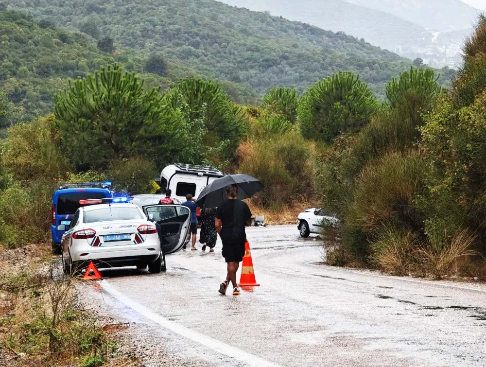 Kayganlaşan yolda kaza: 1 yaralı 